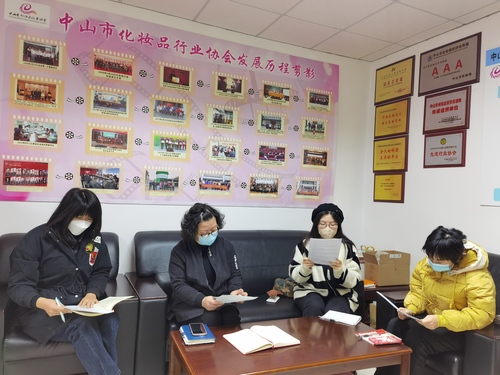 f60ab44eaa79a137c18bd1a4003720a.jpg